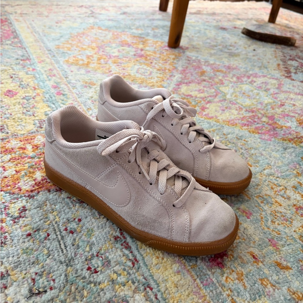Nike Soft Pink Sneakers with Brown Sole
